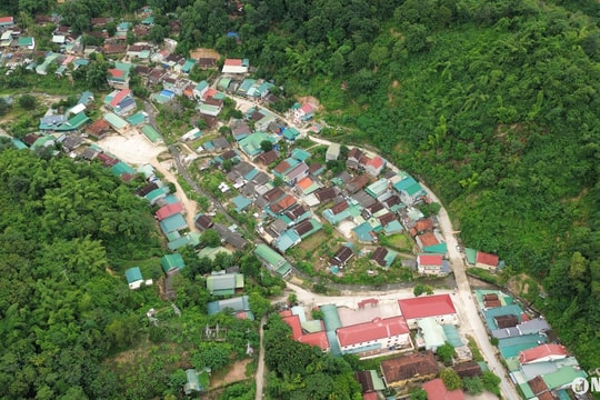 Tháo 'nút thắt' để xây dựng khu tái định cư vùng lũ quét ở Kỳ Sơn