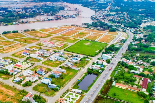 Giá đất, thẩm quyền quyết định giá đất theo Luật Đất đai 2024