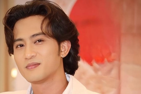 Phản ứng không ngờ của Doãn Quốc Đam khi khán giả nức nở khen vai Hồng ở 'Độc đạo'