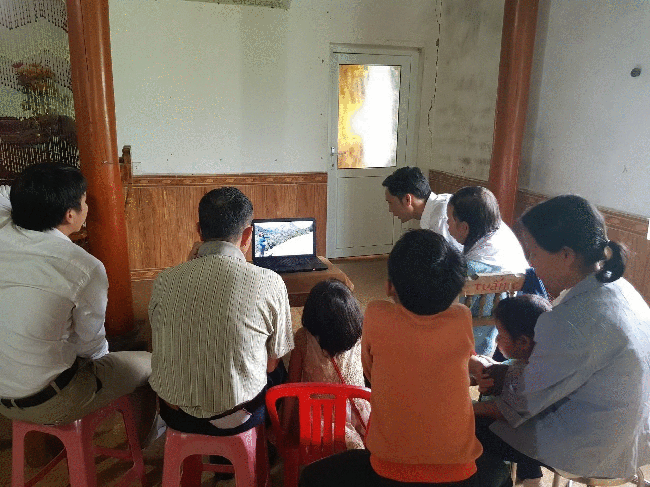 Kiên quyết, kiên trì ngăn chặn truyền đạo trái phép - Bài II: Nắm chắc thông tin, phản ứng kịp thời