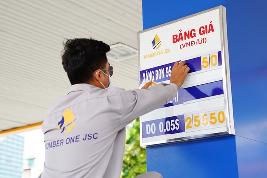 Giá xăng dầu hôm nay 31/10/2024: Trong nước chiều nay dự đoán giảm