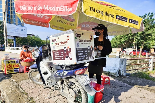 Cà phê lưu động - mô hình kinh doanh 'mới nổi' ở Nghệ An