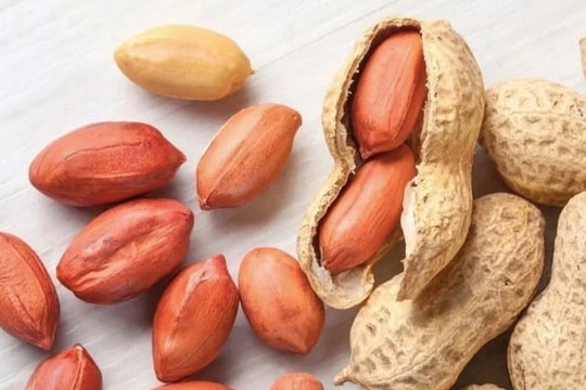 Ăn lạc giúp giảm cân hay tăng cân?