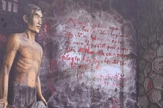 Tỏa sáng tinh thần Xô viết trong chốn lao tù