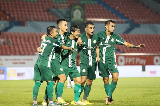 Công Phượng giúp đội bóng hạng Nhất làm được điều hiếm có; Tuyển Việt Nam cần dè chừng tiền vệ chạy nhanh nhất Bundesliga