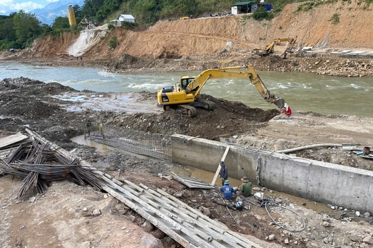Dự án kè sông ở Kỳ Sơn có nguy cơ lỡ hẹn