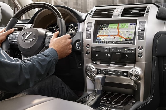 Kinh nghiệm đánh lái vô lăng ô tô chuẩn xác, an toàn