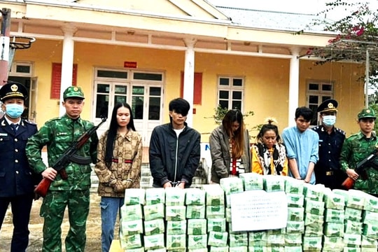 Nghệ An: Bắt giữ 5 đối tượng vận chuyển trái phép 70kg ma túy tổng hợp