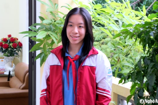 Nữ sinh lớp 8 chia sẻ bí quyết đạt IELTS 8.5 ngay trong lần thi đầu tiên