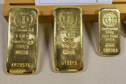 Giá vàng hôm nay 22/11: Giá vàng thế giới và trong nước tăng không ngừng