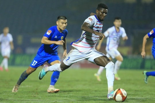 Sông Lam Nghệ An gặp Câu lạc bộ Quảng Nam: Thay tướng có đổi được vận?