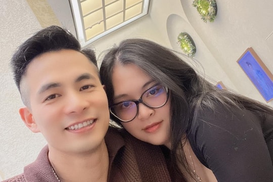 Lần hiếm hoi Mạnh Cường 'Độc đạo' tiết lộ về vợ trẻ đẹp xinh như hotgirl