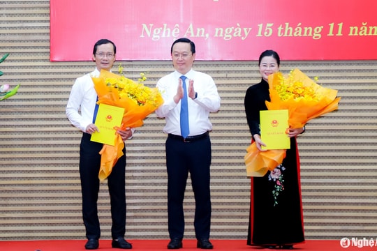Nghệ An công bố các quyết định của Chủ tịch UBND tỉnh về công tác cán bộ