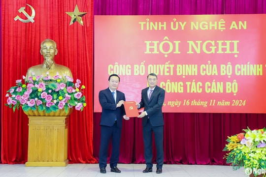Công bố quyết định của Bộ Chính trị chuẩn y Bí thư Tỉnh ủy Nghệ An