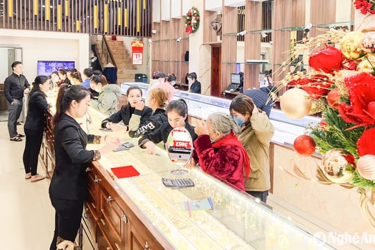 Giá vàng tại Nghệ An hôm nay (19/11): Tăng mạnh ở chiều bán ra