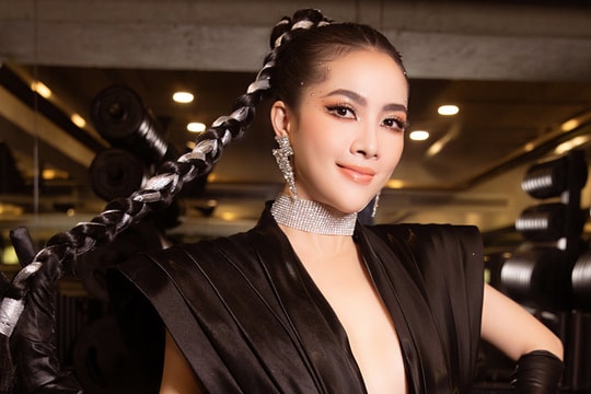 Hoa hậu Phan Thị Mơ ngồi 'ghế nóng' cuộc thi siêu mẫu