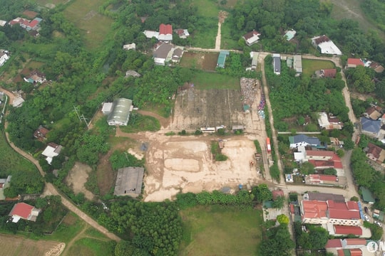 Bất thường tại nơi sân phơi bị biến thành bãi tập kết cát ở thị xã Thái Hòa