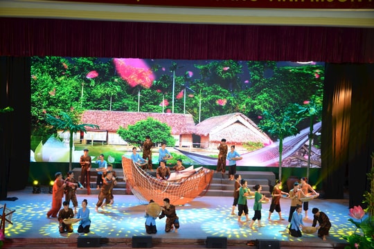 Cử tri muốn có thêm chính sách cụ thể để văn hóa là động lực cho sự phát triển của tỉnh Nghệ An