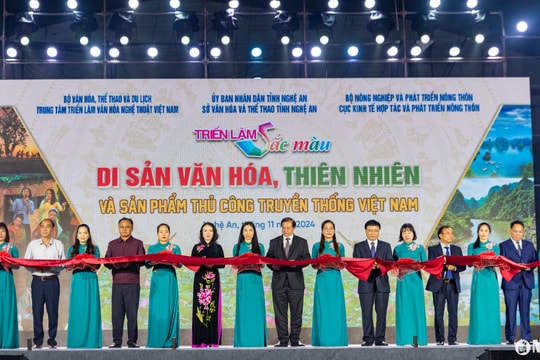 Khai mạc Triển lãm 'Sắc màu di sản văn hóa, thiên nhiên và sản phẩm thủ công truyền thống Việt Nam'