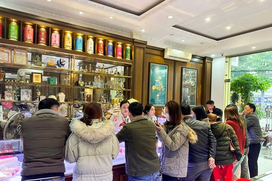 Giá vàng tại Nghệ An hôm nay (24/11): Tăng nhẹ ở chiều bán ra