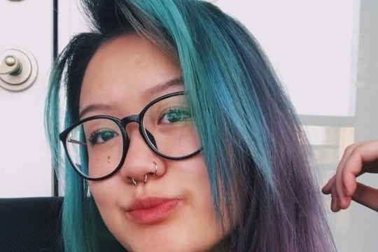 Ngỡ ngàng với vẻ xinh đẹp của con gái ca sĩ Thu Phương và chồng cũ Huy MC