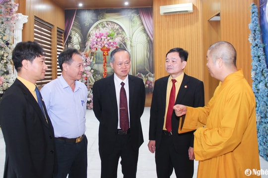 Nghệ An gặp mặt 110 chức sắc, chức việc, tín đồ tôn giáo tiêu biểu năm 2024