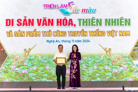 Bế mạc Triển lãm “Sắc màu di sản văn hóa, thiên nhiên và sản phẩm thủ công truyền thống Việt Nam”