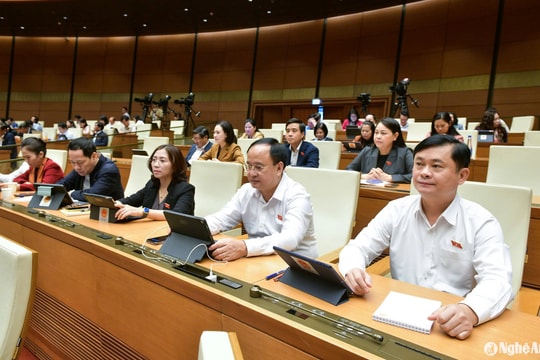 Quốc hội thông qua 3 luật về công chứng, quy hoạch và thuế