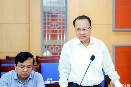 Phó Chủ tịch Thường trực HĐND tỉnh Nghệ An đề nghị tháo gỡ vướng mắc khi áp dụng hợp đồng lao động theo Nghị định 111