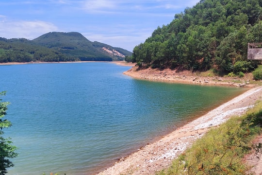 Quyến rũ hồ Xuân Dương - điểm hẹn sinh thái ngày Đông