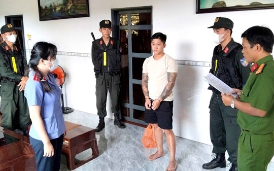 Mua súng trên mạng để giải quyết mâu thuẫn