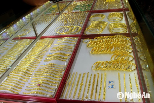 Giá vàng Nghệ An hôm nay (26/11): quay đầu giảm cả 2 chiều