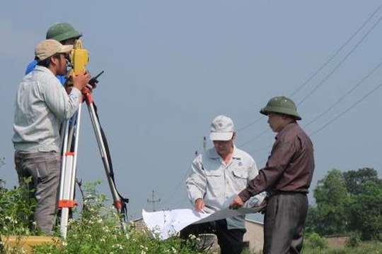 Hoạt động thống kê đất đai được thực hiện theo mấy bước?