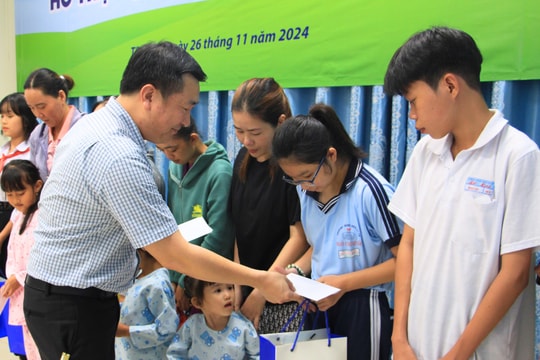 1.300 bệnh nhân khó khăn được hỗ trợ mổ tim và mắt từ chương trình của Vinamilk