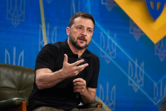 Tổng thống Zelensky chỉ trích Nga tấn công Ukraine ồ ạt vào Giáng sinh