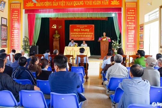 Chủ tịch Ủy ban Mặt trận Tổ quốc tỉnh Nghệ An dự Hội nghị chi bộ mở rộng và tiếp xúc cử tri tại huyện Nghi Lộc