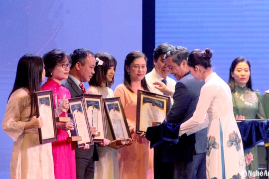 Báo Nghệ An đoạt giải Ba Giải thưởng Toàn quốc về Thông tin đối ngoại