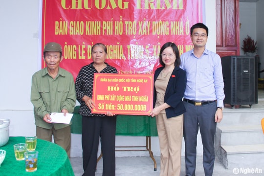 Đoàn đại biểu Quốc hội tỉnh Nghệ An hỗ trợ làm nhà ở cho hộ nghèo