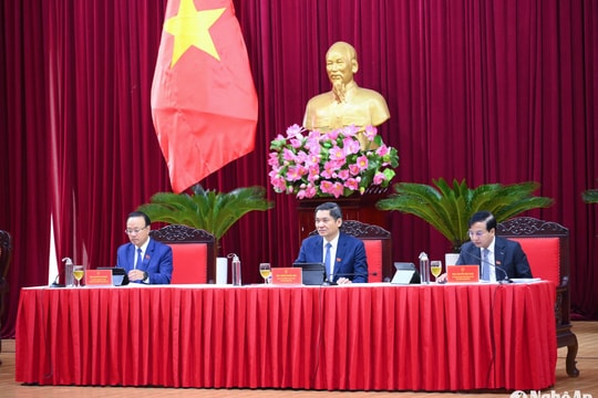 Tận dụng cơ hội, tăng tốc, bứt phá thực hiện các nhiệm vụ kinh tế - xã hội