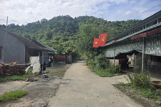 Khát vọng an cư của gần 100 hộ dân xã Yên Na sống tạm trên đất công trường