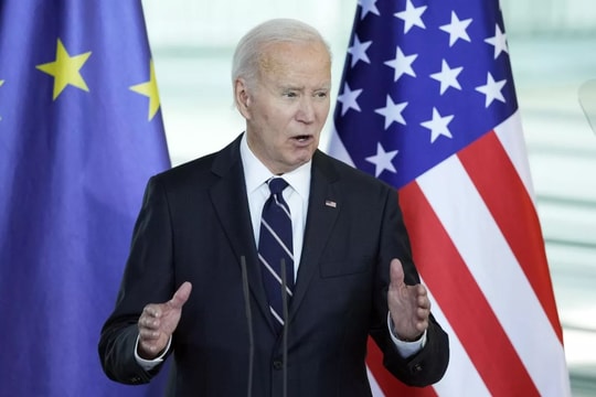 Tổng thống Biden đề cập triển khai 80.000 lính Mỹ ở châu Âu