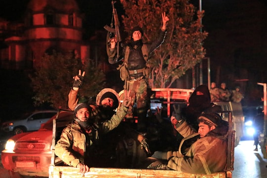 Phiến quân Syria tuyên bố lật đổ chính quyền Tổng thống Assad