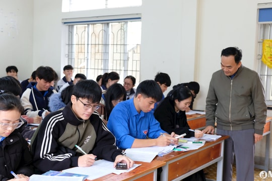 Hạn chế xét tuyển đại học sớm: Quyền lợi thí sinh bị ảnh hưởng?