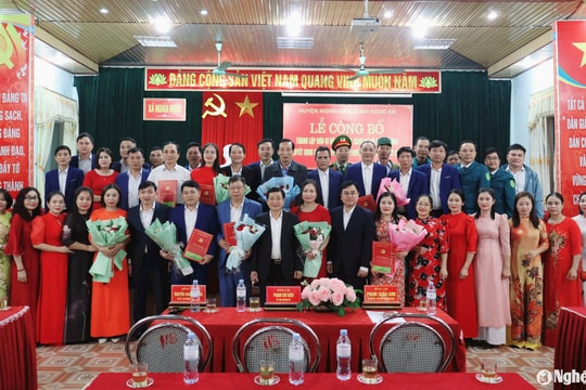 Công bố thành lập đơn vị hành chính và quyết định cán bộ ở huyện Nghĩa Đàn