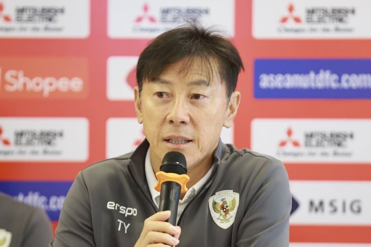 HLV Shin Tae-yong : ''Trận đấu ngày mai sẽ rất khó khăn với đội tuyển Indonesia'