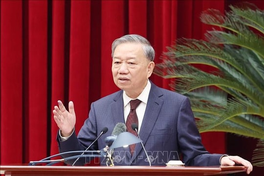 Tổng Bí thư Tô Lâm dự Hội nghị toàn quốc tổng kết công tác tổ chức xây dựng Đảng năm 2024, triển khai nhiệm vụ năm 2025