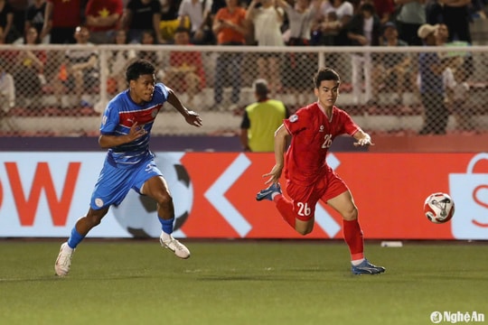 Tân binh ghi bàn, đội tuyển Việt Nam thoát thua Philippines