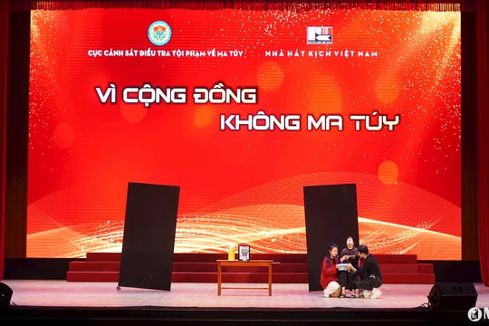 Truyền thông 'Vì cộng đồng không ma túy' tại thành phố Vinh