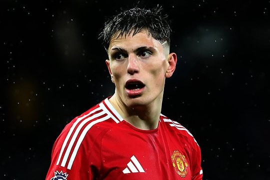 Atletico Madrid ve vãn Alejandro Garnacho trở về "mái nhà xưa"