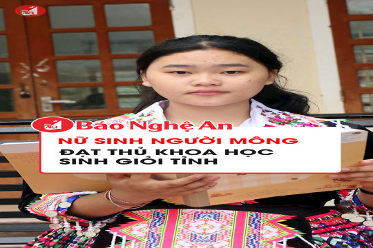 Nữ sinh người Mông đạt thủ khoa học sinh giỏi tỉnh